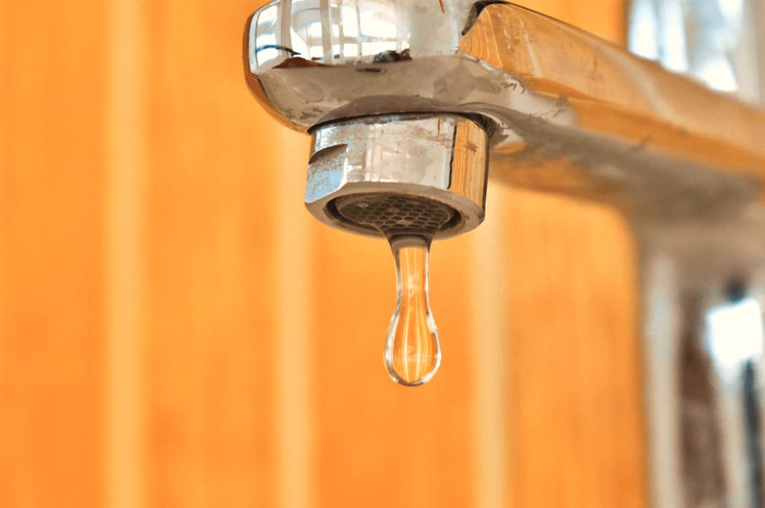 Bere acqua sana e sicura: i vantaggi dei filtri per l'acqua potabile